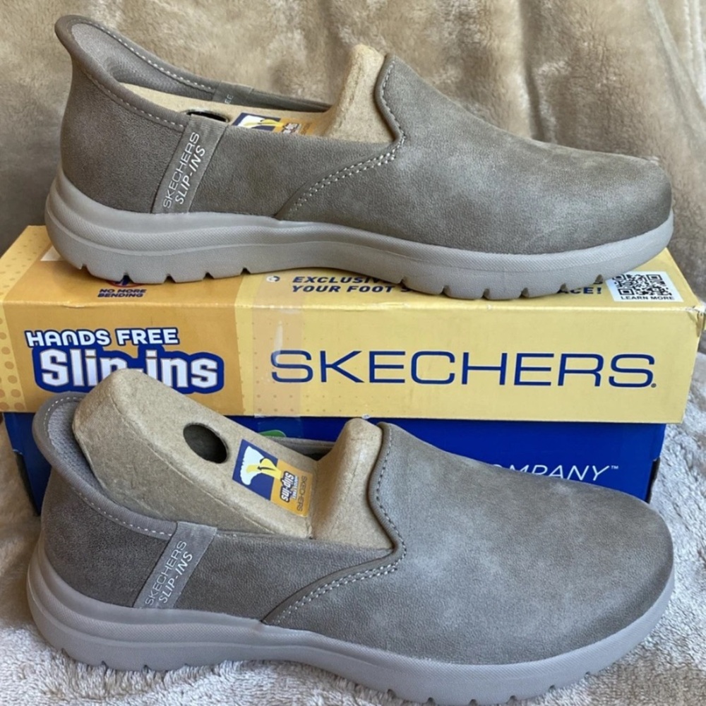 NIB Women’s SkechersEasy Going Modern Hour Hands Free Slip-ins. Taupe. Sz 5